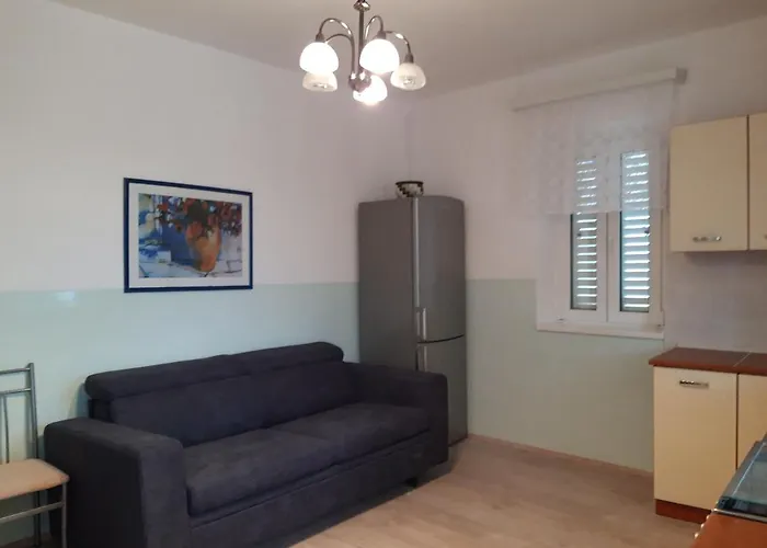 Ivanka Apartman Jezera